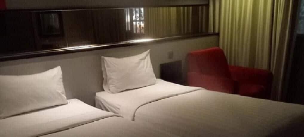 Cabin Hotel Jakarta Exterior photo