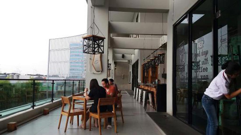 Cabin Hotel Jakarta Exterior photo
