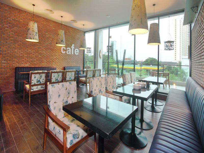 Cabin Hotel Jakarta Exterior photo